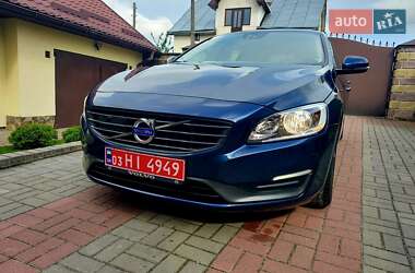 Универсал Volvo V60 2014 в 
