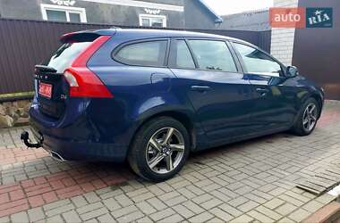 Универсал Volvo V60 2014 в 