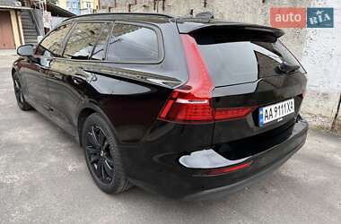 Универсал Volvo V60 2019 в 