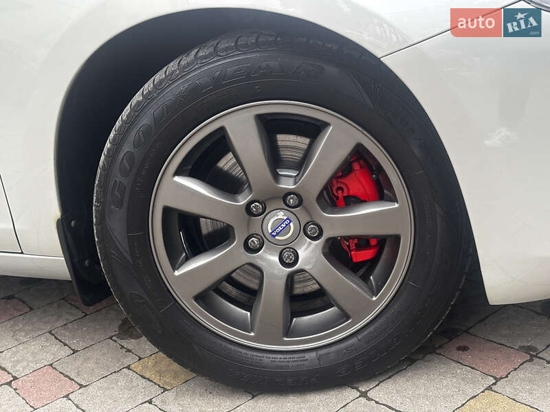 Универсал Volvo V60 2012 в Стрые