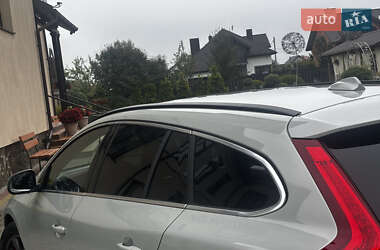 Универсал Volvo V60 2012 в 