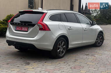 Универсал Volvo V60 2012 в 