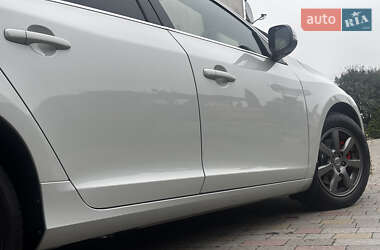 Универсал Volvo V60 2012 в 