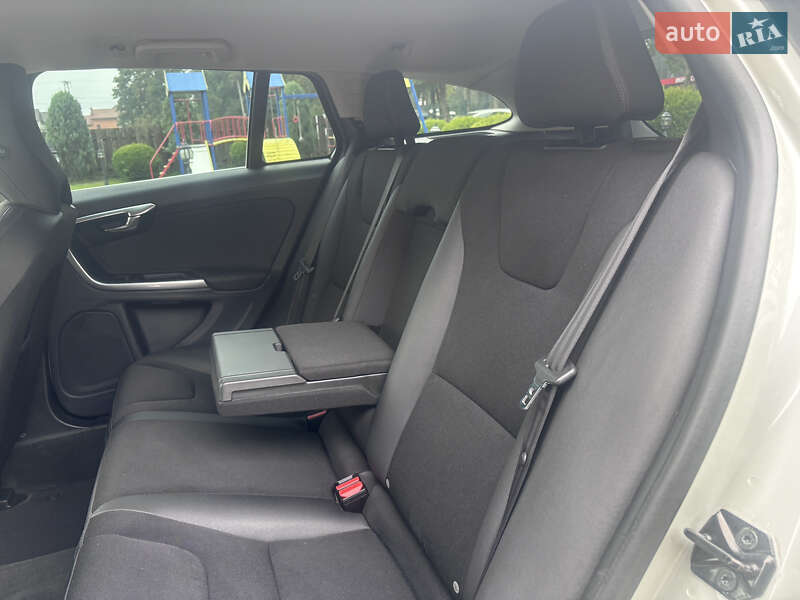 Универсал Volvo V60 2012 в Стрые