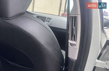 Универсал Volvo V60 2012 в 