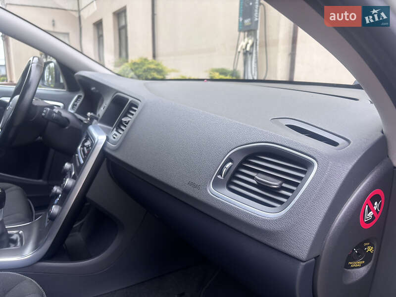 Универсал Volvo V60 2012 в Стрые