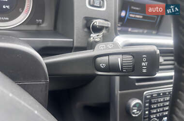 Универсал Volvo V60 2012 в 
