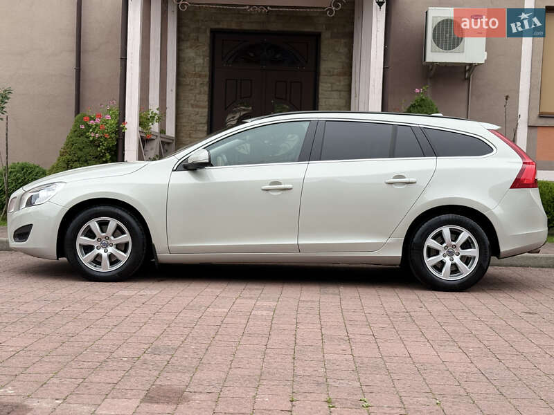 Универсал Volvo V60 2011 в Стрые