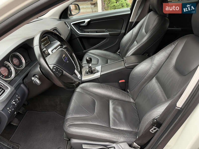 Универсал Volvo V60 2011 в Стрые