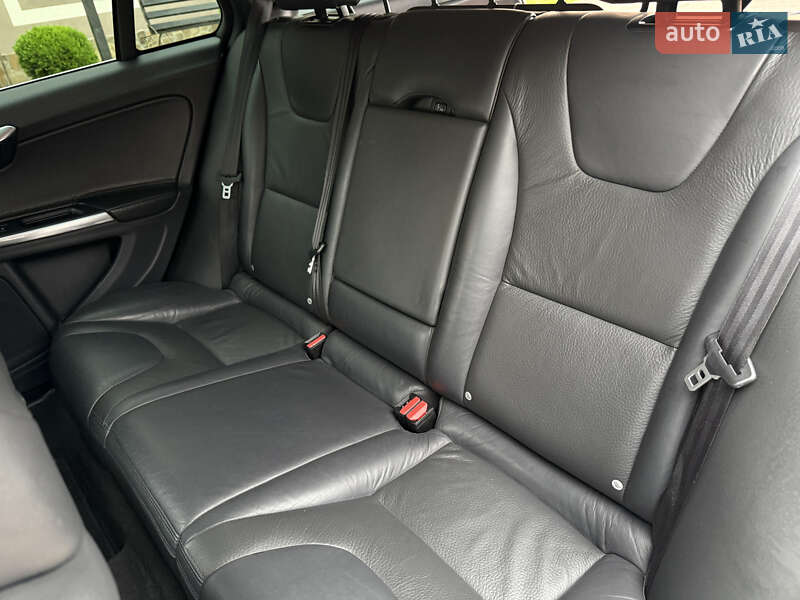 Универсал Volvo V60 2011 в Стрые