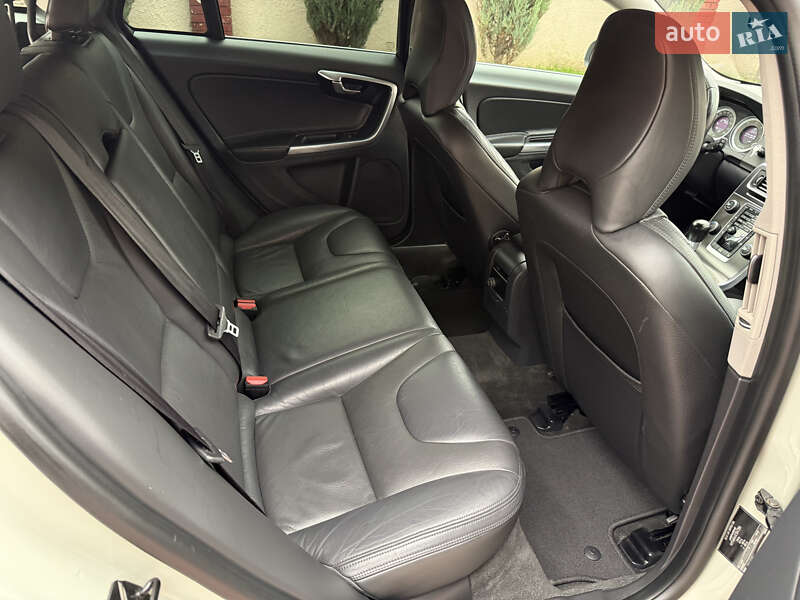 Универсал Volvo V60 2011 в Стрые