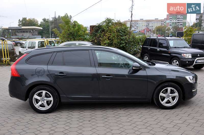 Универсал Volvo V60 2015 в Львове