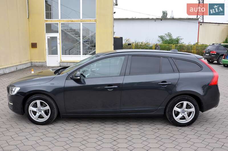 Универсал Volvo V60 2015 в Львове