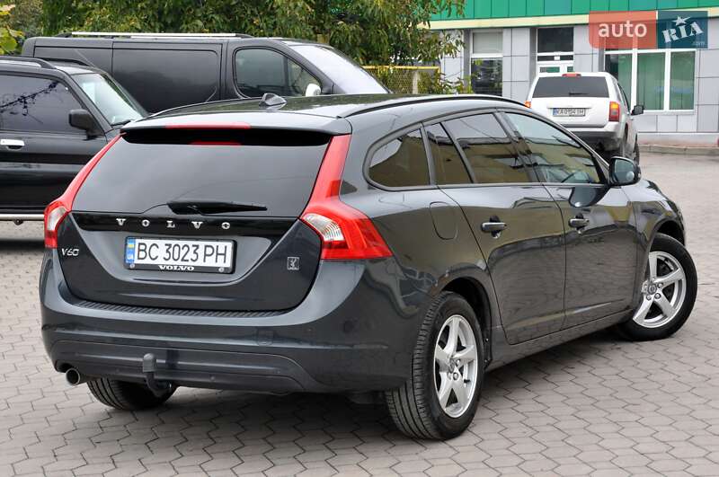 Универсал Volvo V60 2015 в Львове