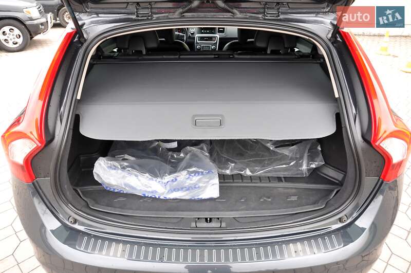 Универсал Volvo V60 2015 в Львове