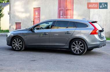 Универсал Volvo V60 2016 в 