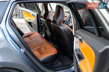 Универсал Volvo V60 2016 в 