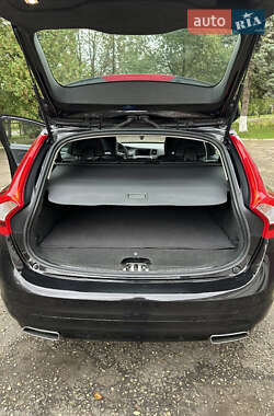 Универсал Volvo V60 2014 в 