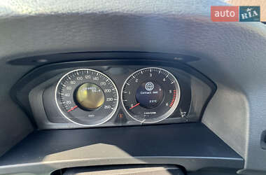 Универсал Volvo V60 2012 в 