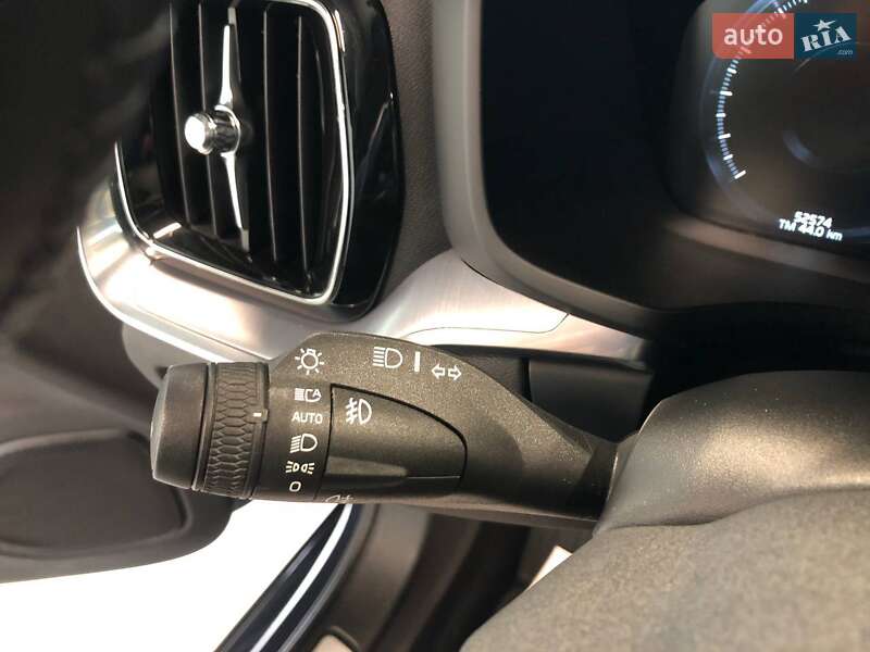 Универсал Volvo V60 2021 в Львове
