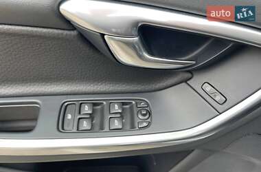 Універсал Volvo V60 2013 в 