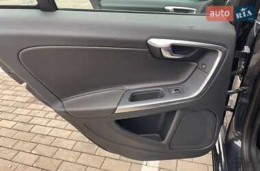 Універсал Volvo V60 2013 в 
