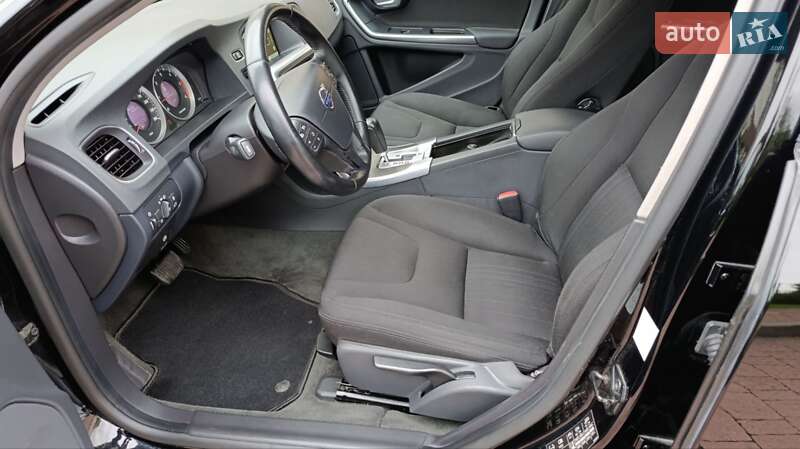 Универсал Volvo V60 2012 в Стрые
