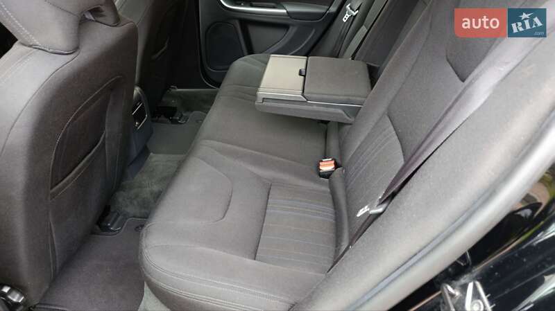Универсал Volvo V60 2012 в Стрые
