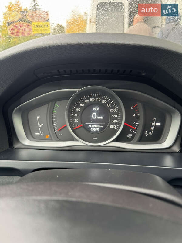 Универсал Volvo V60 2014 в Моршине