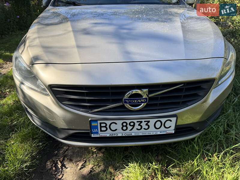 Універсал Volvo V60 2015 в Львові
