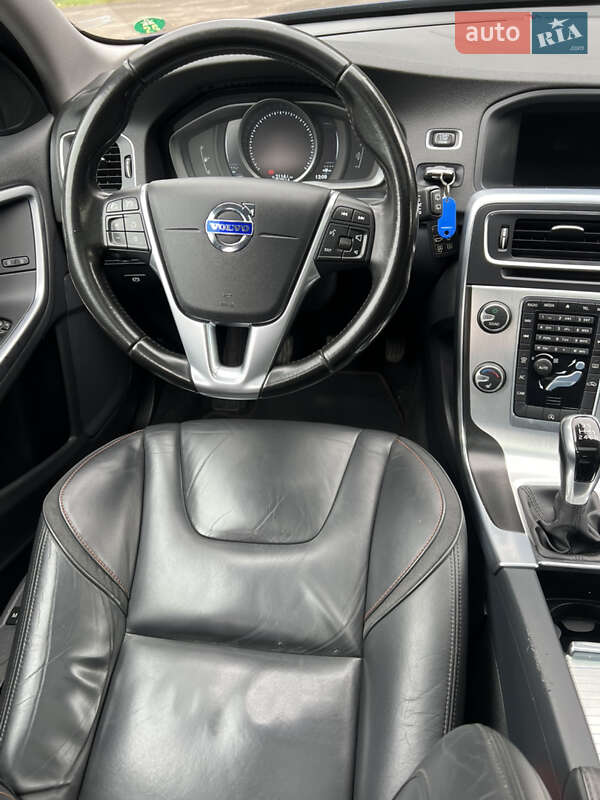 Универсал Volvo V60 2016 в Луцке