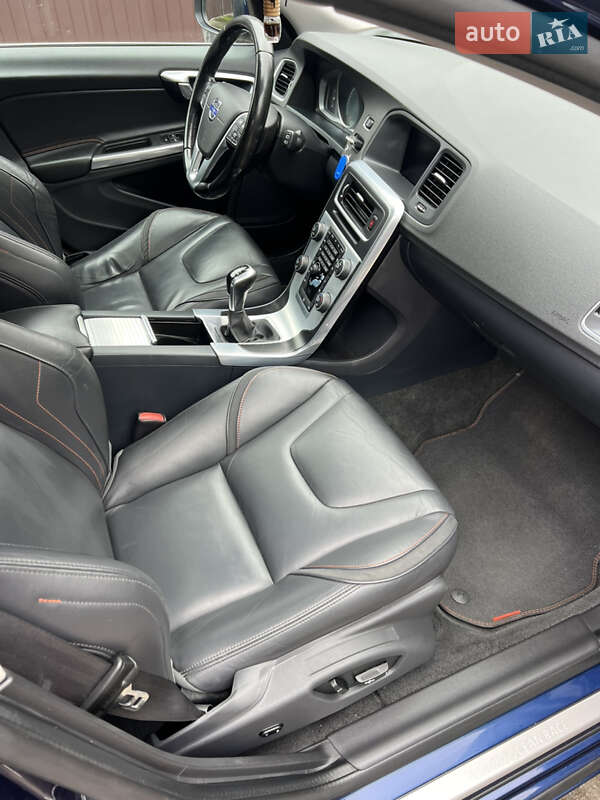 Универсал Volvo V60 2016 в Луцке