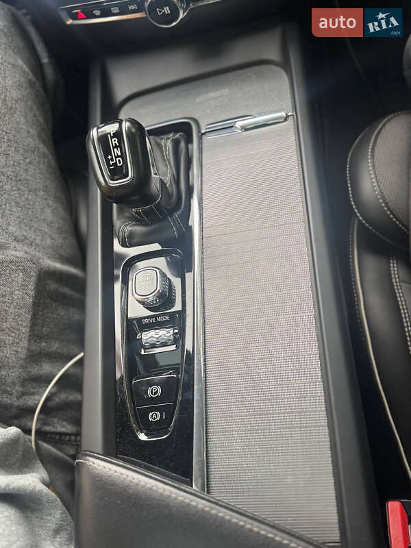 Універсал Volvo V60 2020 в Тернополі