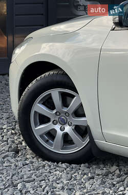 Универсал Volvo V60 2011 в 