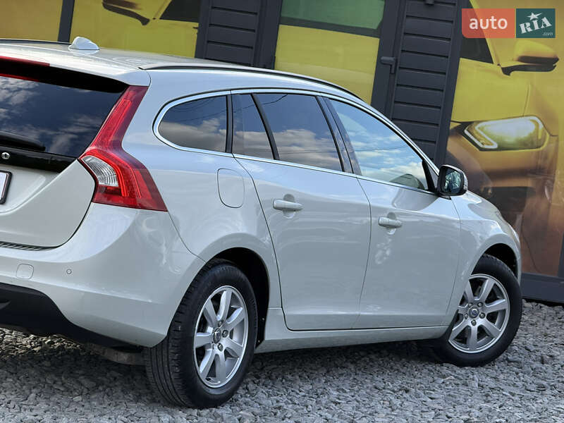 Универсал Volvo V60 2011 в Стрые