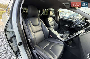 Универсал Volvo V60 2011 в 
