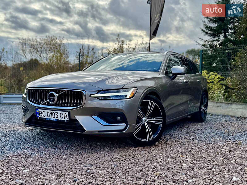 Универсал Volvo V60 2020 в Дрогобыче