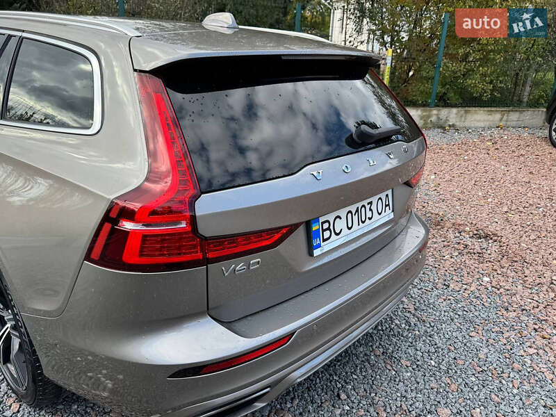 Универсал Volvo V60 2020 в Дрогобыче