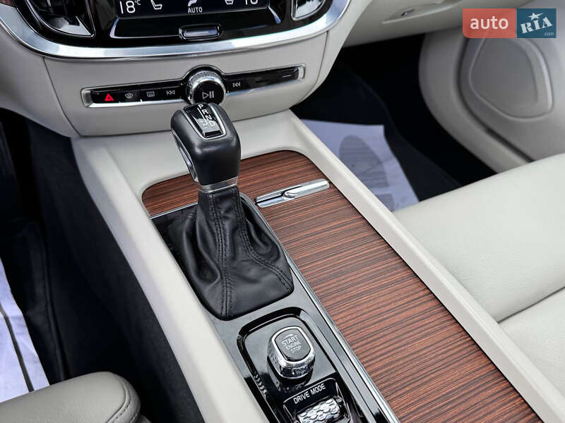 Универсал Volvo V60 2020 в Дрогобыче