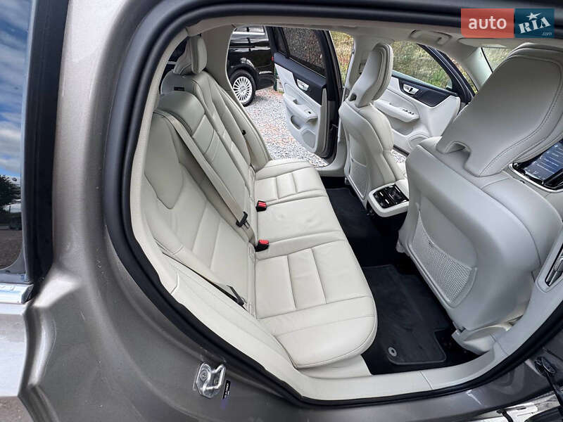 Универсал Volvo V60 2020 в Дрогобыче