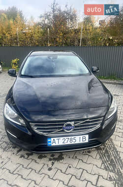 Універсал Volvo V60 2015 в  фото 2 Універсал Volvo V60 2015 в
