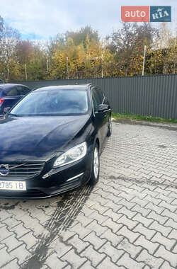 Універсал Volvo V60 2015 в  фото 7 Універсал Volvo V60 2015 в