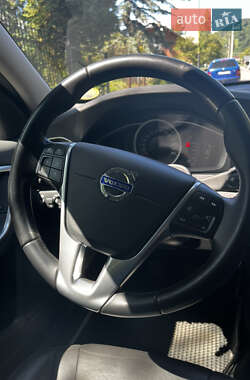 Універсал Volvo V60 2015 в  фото 19 Універсал Volvo V60 2015 в