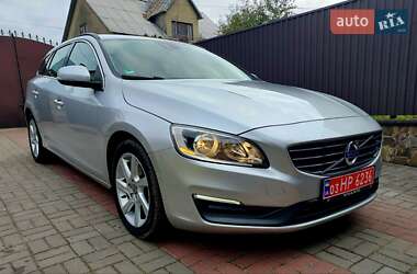 Универсал Volvo V60 2014 в 