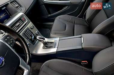Универсал Volvo V60 2014 в 