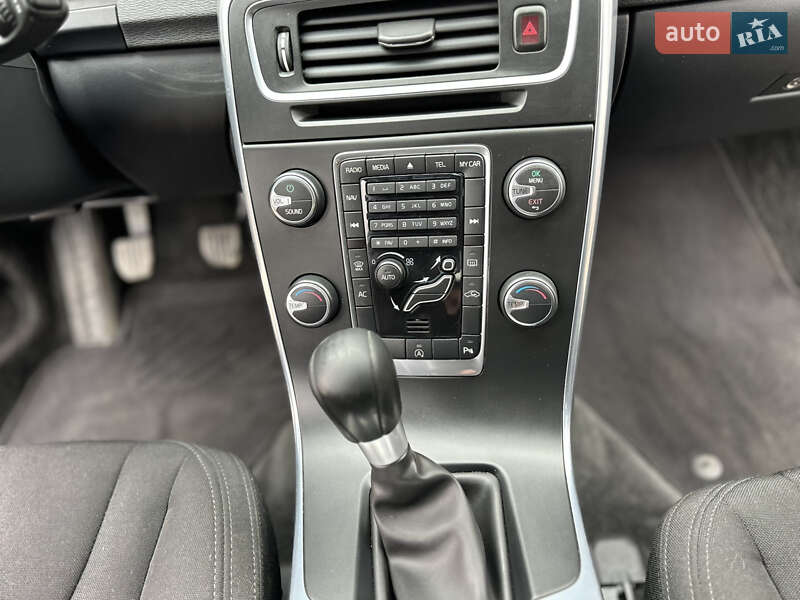 Універсал Volvo V60 2013 в Тернополі фото 23 Універсал Volvo V60 2013 в Тернополі