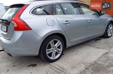 Универсал Volvo V60 2014 в 