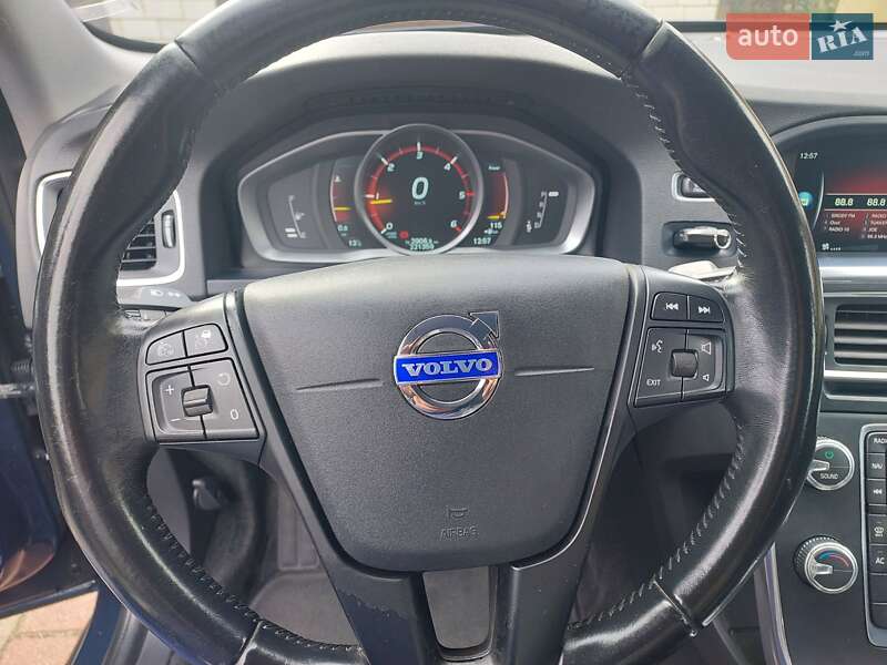 Універсал Volvo V60 2014 в Бродах