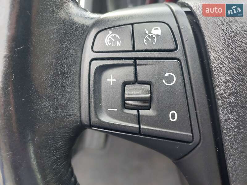 Універсал Volvo V60 2014 в Бродах