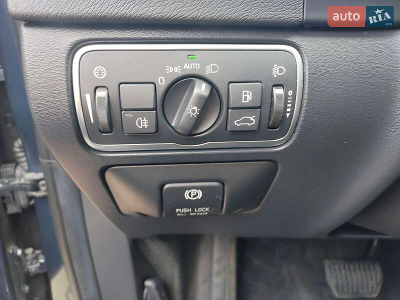 Універсал Volvo V60 2014 в Бродах